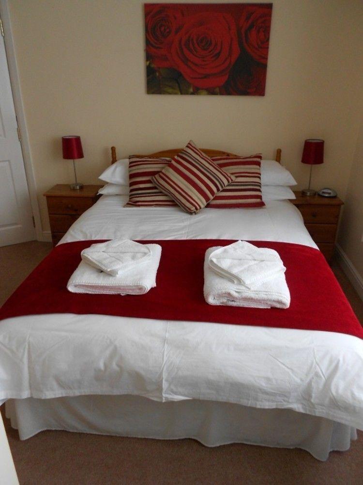 הוקלי הית' Eden End Guest House מראה חיצוני תמונה