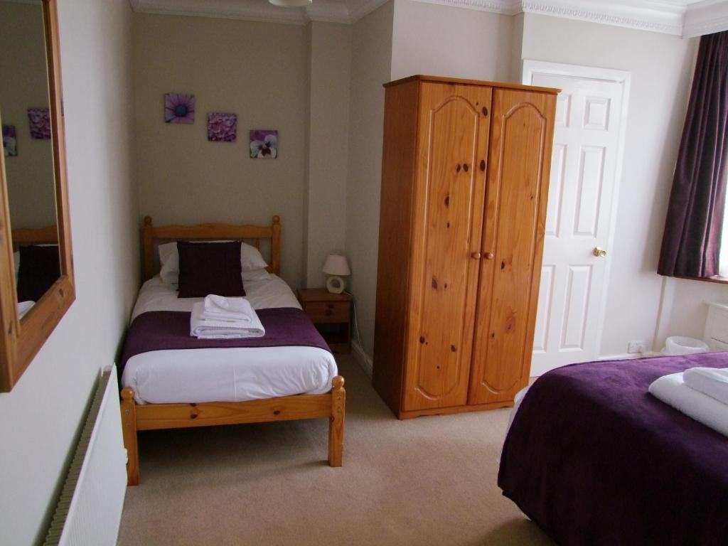 הוקלי הית' Eden End Guest House מראה חיצוני תמונה