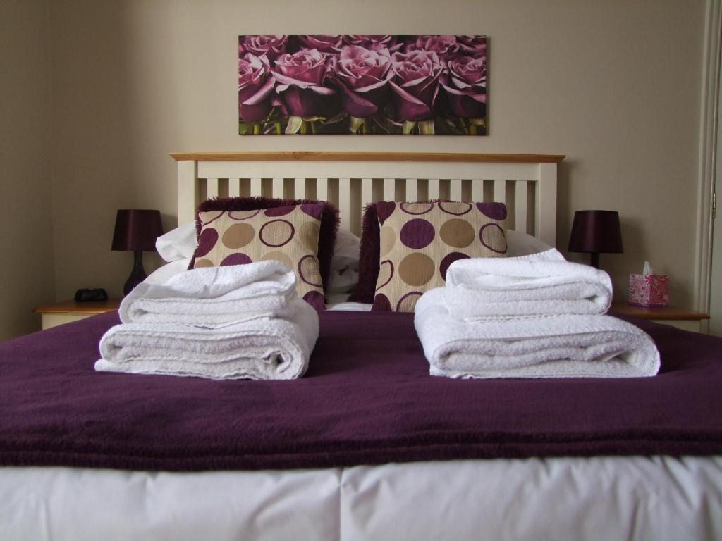 הוקלי הית' Eden End Guest House מראה חיצוני תמונה