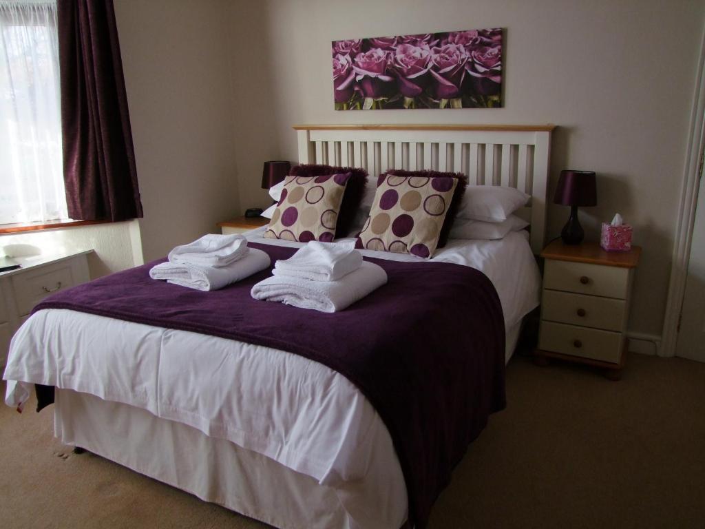 הוקלי הית' Eden End Guest House מראה חיצוני תמונה