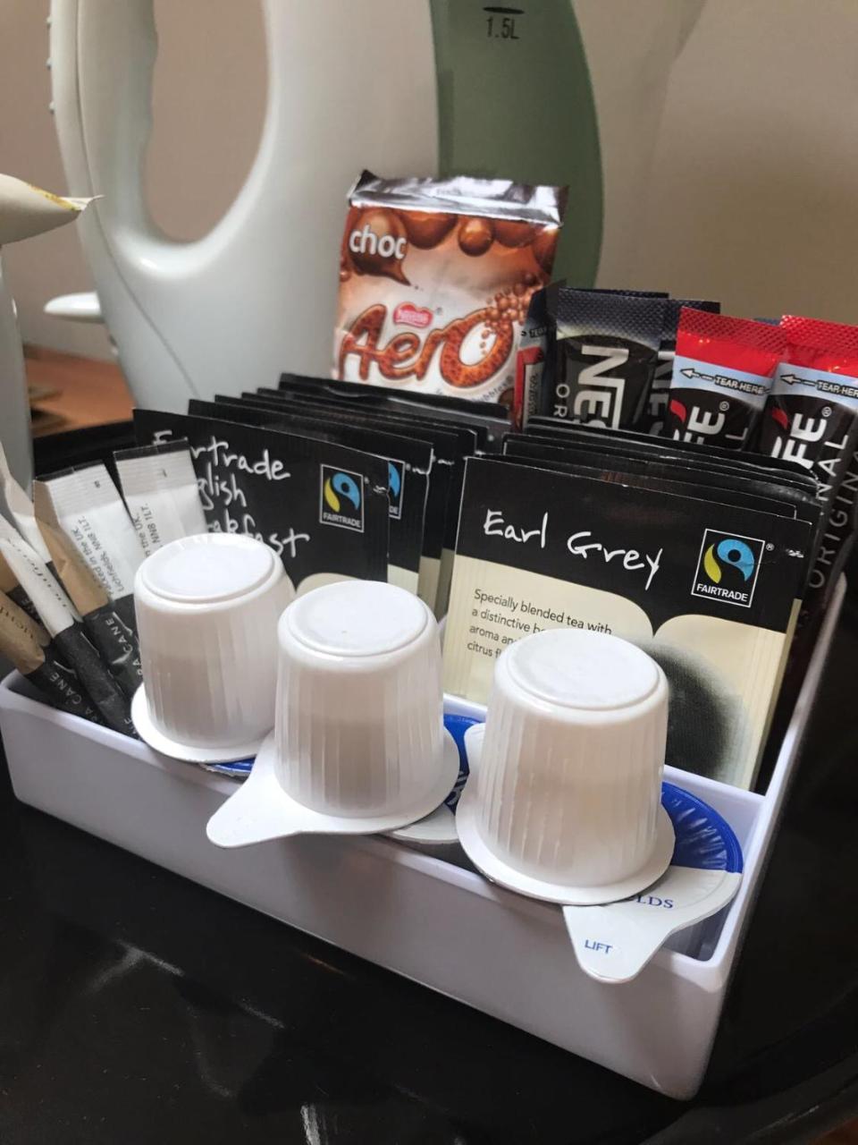 הוקלי הית' Eden End Guest House מראה חיצוני תמונה
