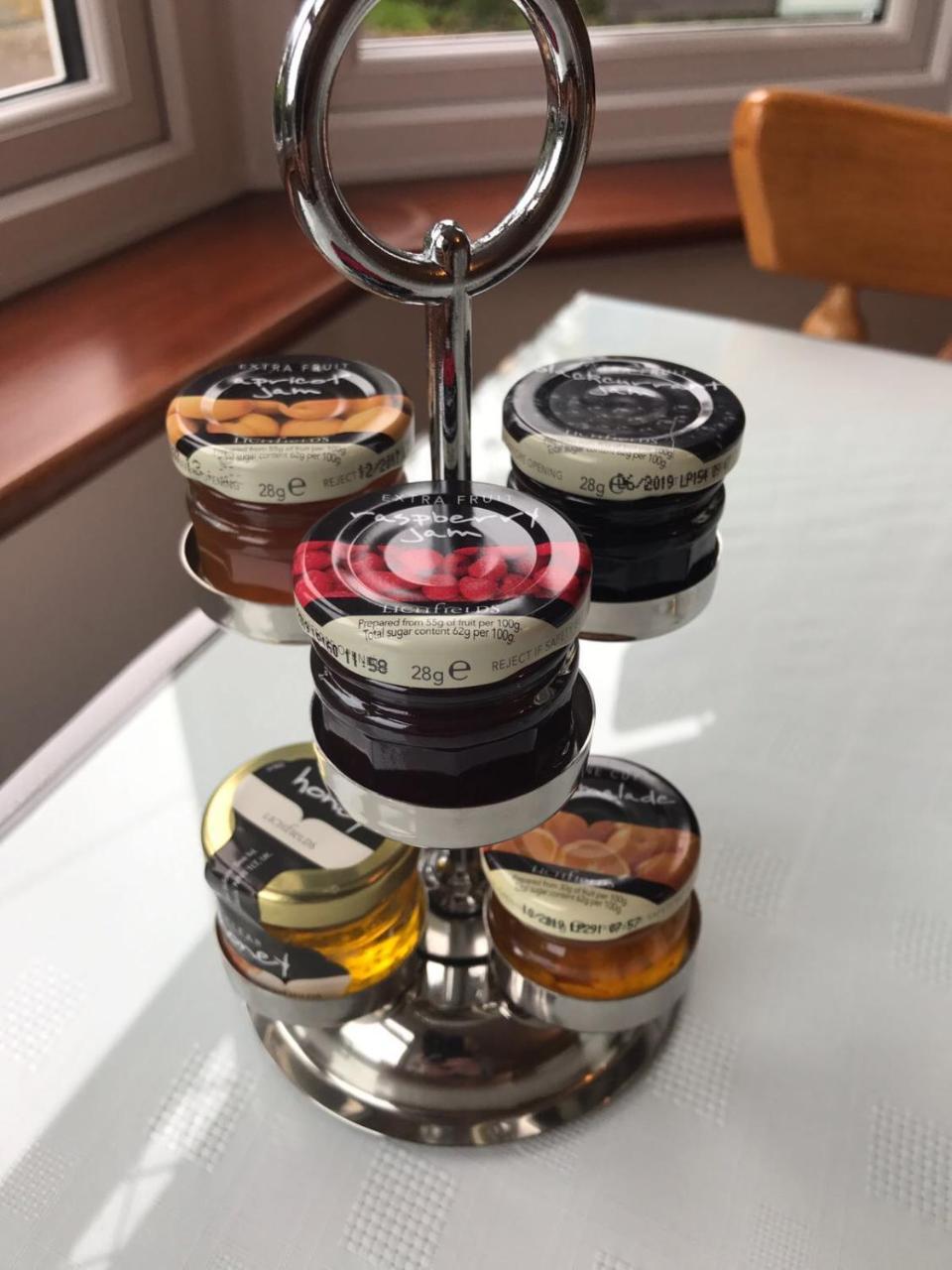 הוקלי הית' Eden End Guest House מראה חיצוני תמונה
